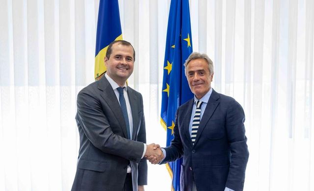 Premierul Vasile Tofan și ambasadorul Greciei au discutat despre reforme și investiții