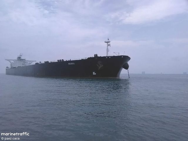 SUA a deschis focul asupra unui petrolier iranian în Golful Oman