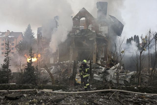 EE UU prepara una cumbre entre Zelenski y Putin