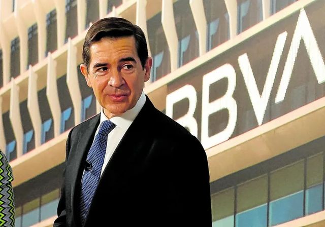 BBVA revisa las sinergias estimadas en la opa sobre Banco Sabadell
