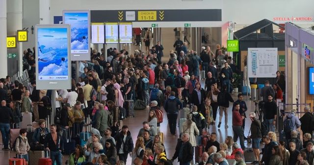 Care e situația luni pe aeroporturile europene afectate de atacul cibernetic masiv din weekend, care a dus la cozi și anulări de zboruri