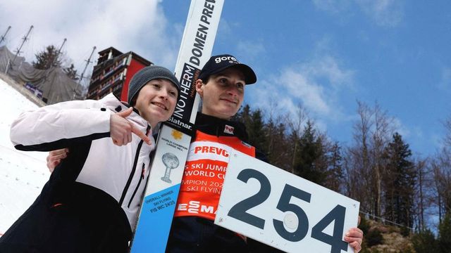 Pastrňák a Charvátová ponesou českou vlajku na slavnostním zahájení olympiády