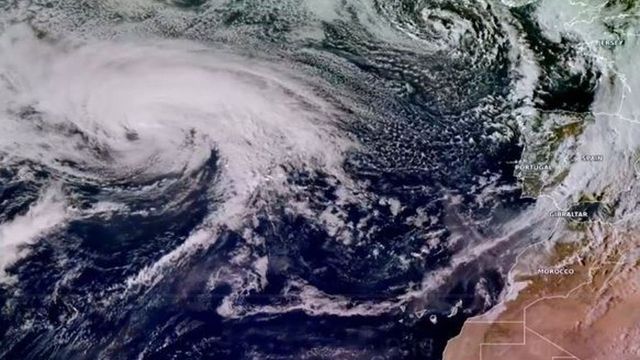 Directo | La borrasca Kirk deja intensas lluvias y fuertes rachas de viento en Ourense