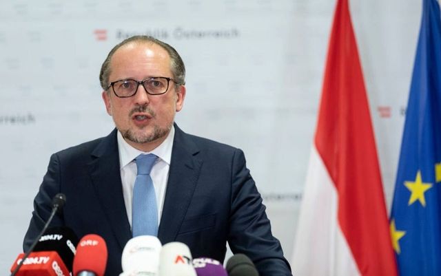 Cancelarul Austriei a anunțat că demisionează