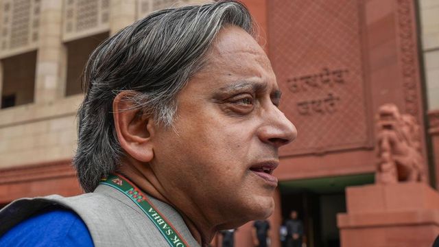 Shashi Tharoor Approaches Supreme Court After No Relief In Defamation Case