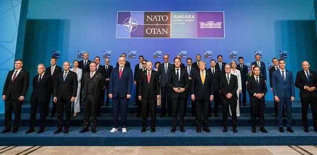 NATO anunță investiții de peste 50 de miliarde de dolari în apărare și promite 70 de miliarde de euro pentru Ucraina în 2026