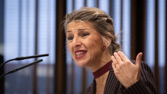 Los expertos de Trabajo recomiendan subir el salario mínimo entre 37 y 56 euros al mes