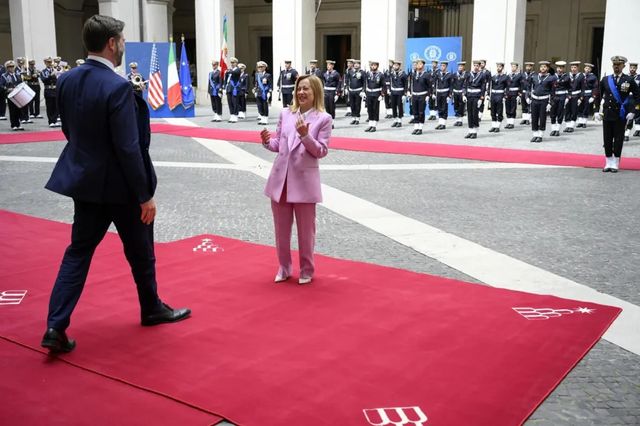 Meloni y Vance continúan en Roma las conversaciones sobre un pacto comercial