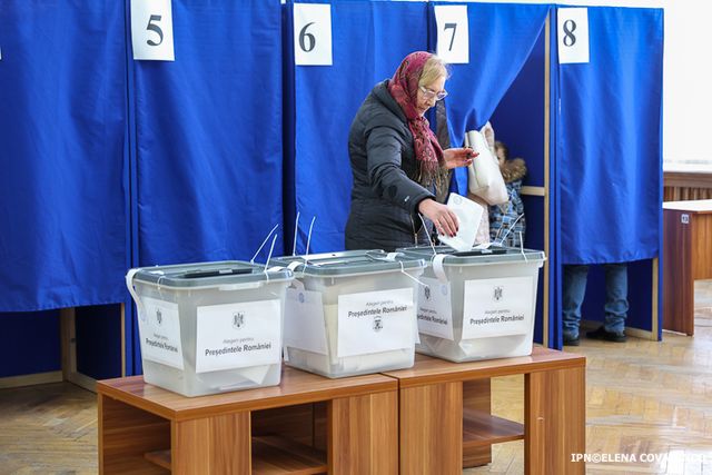 Aproape 81 de mii de alegători au votat președintele României în Republica Moldova