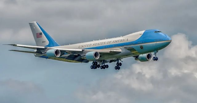 Po kontaktu s balíčkem na základně u Washingtonu onemocnělo několik lidí