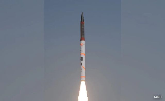 India successfully tests Agni-4 ballistic missile off Odisha coast