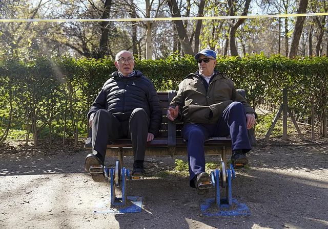 Los actuales jubilados y también los nuevos cobrarán pensiones más generosas en 2026