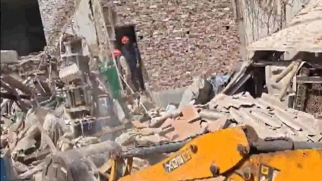 Building collapses in Mukundpur after cylinder blast