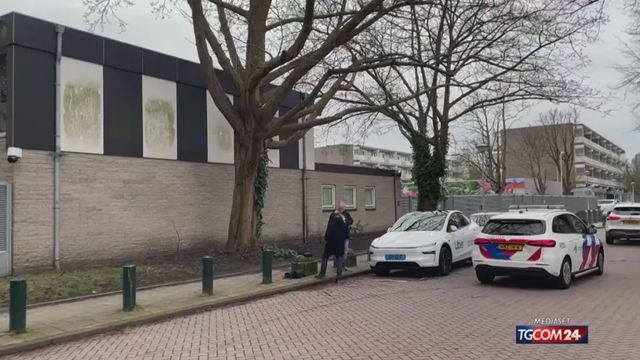 Esplosione ad Amsterdam: le immagini dei danni alla scuola