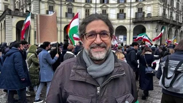 In piazza per la libertà e l'Iran