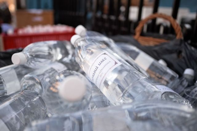 10.000 de litri de agheasmă vor fi distribuiți credincioșilor la Catedrala Patriarhală