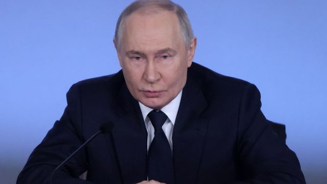 Eltűnt Vlagyimir Putyin, tíz napja nem látták a Kremlben