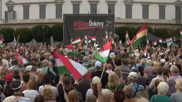 Tüntetést szervezett csütörtök estére a Fidesz a Sándor-palota elé