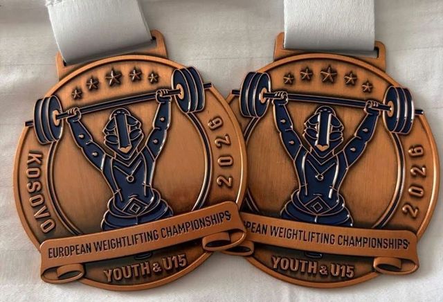 Sportivii moldoveni au cucerit peste 20 de medalii la Campionatele Europene de haltere din Kosovo