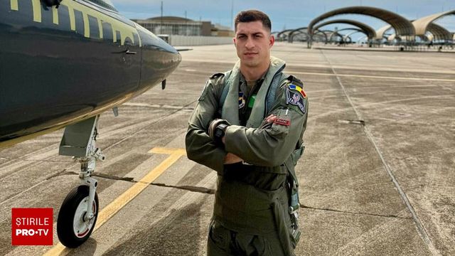 Cine este românul care a ajuns cel mai tânăr instructor de zbor al NATO, la doar 25 de ani