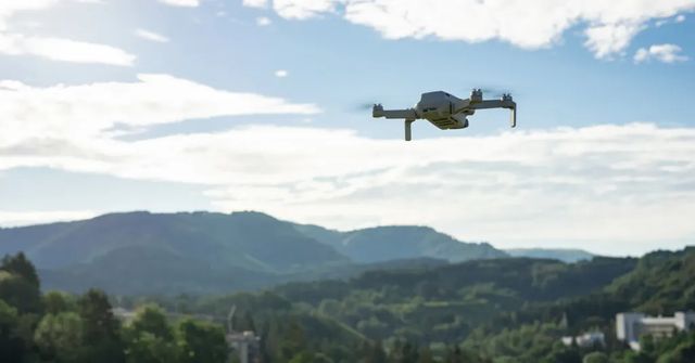 Skupina D: Drony na Ukrajinu byly vždy vyvezeny s řádnou licencí