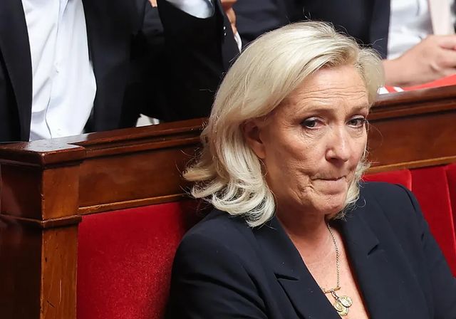 La Fiscalía europea registra la sede del partido de Le Pen y oficinas en Italia y España