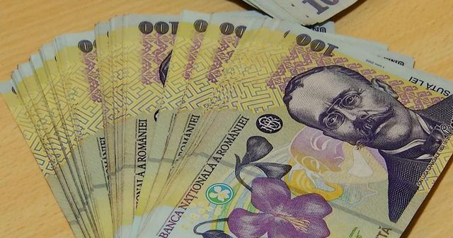 Prevederea care interzicea cumulul pensie-salariu la stat, scoasă din Pachetul doi de măsuri fiscale pentru reducerea deficitului