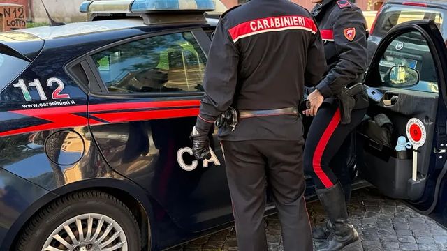 Femminicidio nello Jesino, donna percossa e uccisa in casa