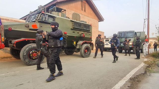 Encounter Breaks Out Between Security Forces And Terrorists In J&Ks Kulgam