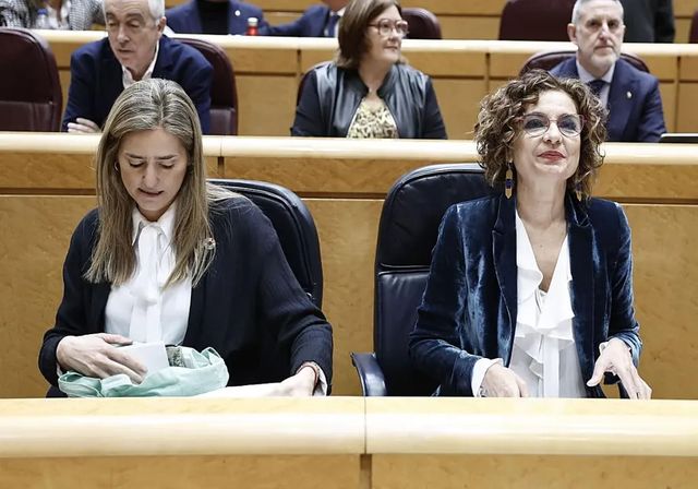 Montero se escuda en que el PP la «deshumaniza» para evitar responder sobre la corrupción