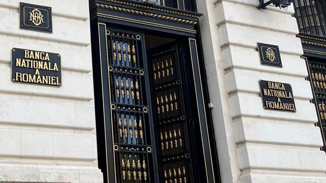 Datoria externă totală a României a crescut în primele nouă luni din 2025 cu aproape 18 miliarde euro, până la 221 miliarde euro