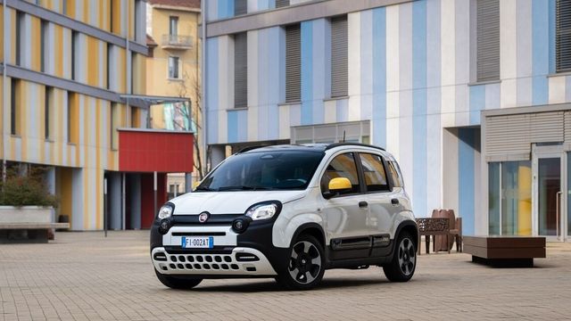 Il mercato auto recupera il 4% di volumi a settembre in Italia