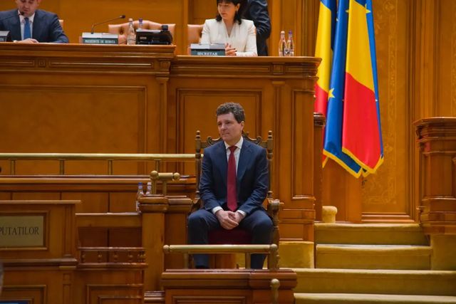 Președintele Nicușor Dan cheamă la consultări liderii coaliției de guvernare, după ce PSD a retras sprijinul premierului Ilie Bolojan