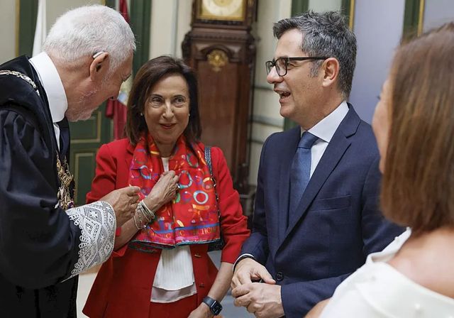 Robles de desmarca del Gobierno y acudirá al Senado por la crisis de Ceuta