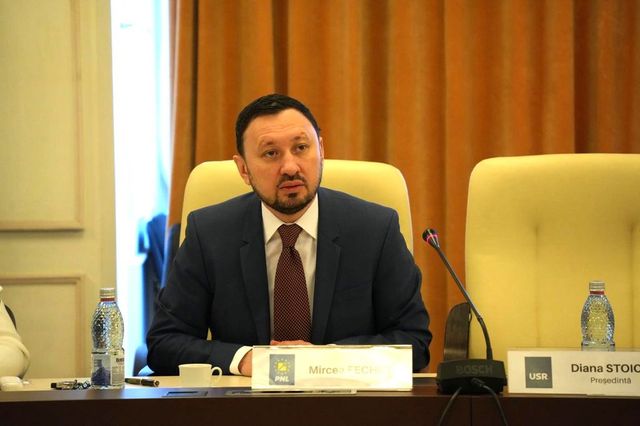 Liberalii amenință cu ieșirea de la guvernare