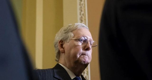 Mitch McConnell demisionează din funcția de lider al republicanilor din Senat
