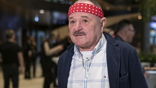 Nagy Feró bocsánatot kért, de azért van egy de