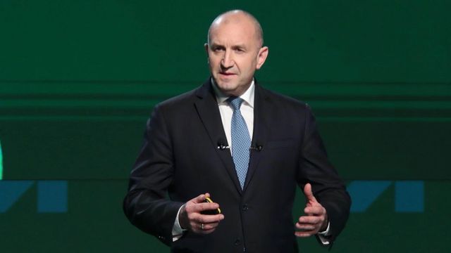 Президентът Йотова връчва първия проучвателен мандат за съставяне на правителство