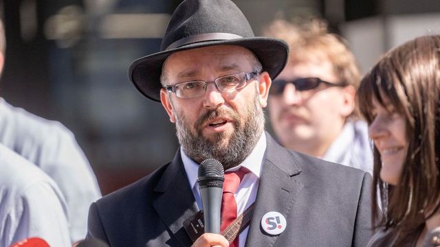 Sterzik skončí coby předseda Stačilo!