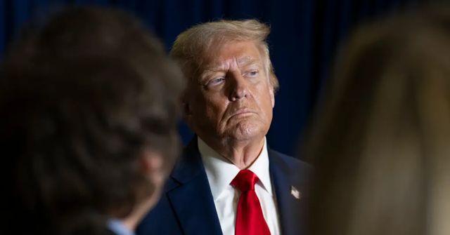 USA začnou doprovázet lodě uvízlé v Perském zálivu, oznámil Trump