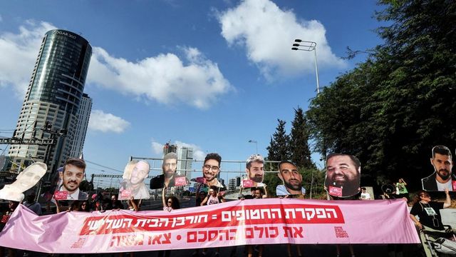 Netanyahu, 'Hamas affama gli ostaggi come i nazisti,non cediamo'