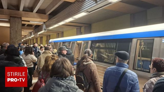 Un bărbat a murit în stația de metrou Piața Unirii 2 după ce s-ar fi aruncat în fața trenului