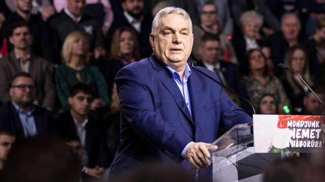 Így hangol Orbán Viktor a Háborúellenes Gyűlésre - Videó