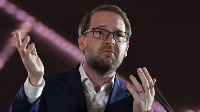 USR nu va mai colabora cu PSD într-o formulă de guvernare, dacă actualul cabinet va fi demis printr-o moțiune de cenzură