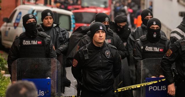 Attaccato il consolato israeliano a Istanbul, 1 morto e 4 feriti