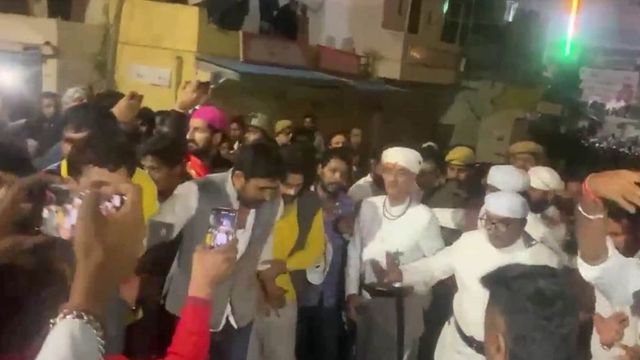 Situation tense outside Udaipur palace after Vishvaraj Singh denied entry over royal family feud