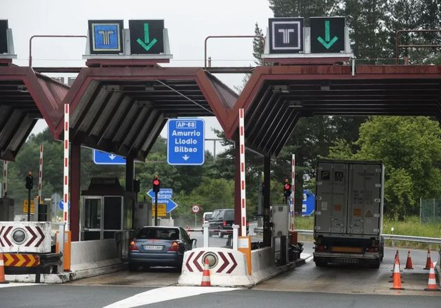 Las concesionarias proponen aplicar un peaje de 3 céntimos por kilómetro en todas las autovías y autopistas