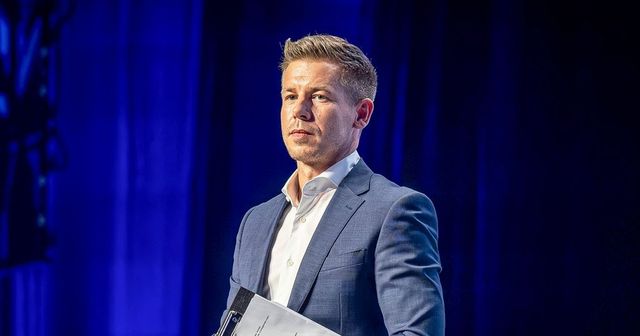 Budai Gyula feljelentette Magyar Pétert bennfentes kereskedelem miatt