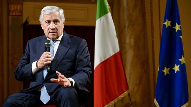 Tajani, 'mi scuso con le donne, non le ho mai volute offendere'