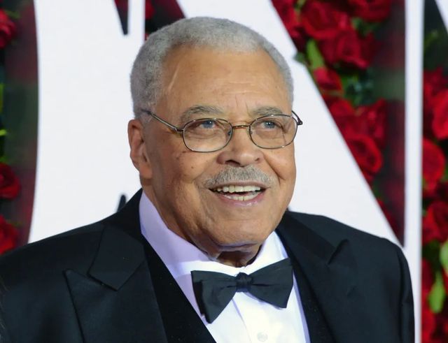 Actorul James Earl Jones, cunoscut ca vocea lui Darth Vader, a murit la 93 de ani